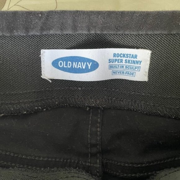 Old Navy Mid-Rise Built-In Sculpt Never-Fade Rockstar Jeggings;  0 Petite - Picture 9 of 10